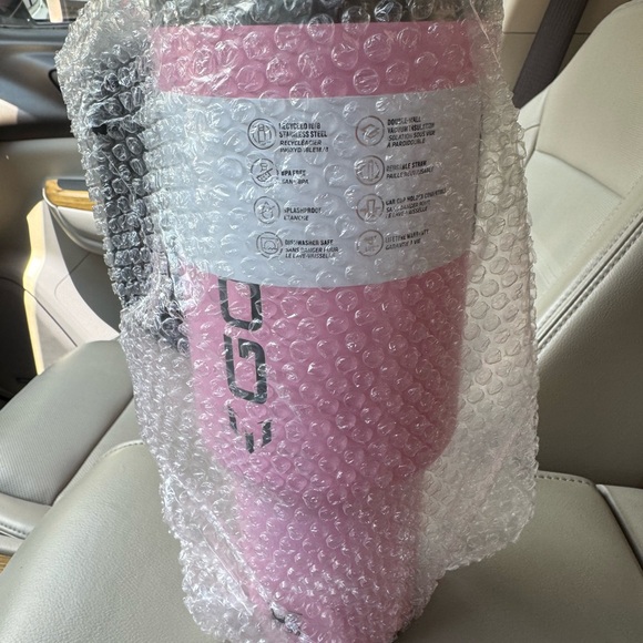 Stanley Pink Insulated Tumbler - Picture 4 of 6